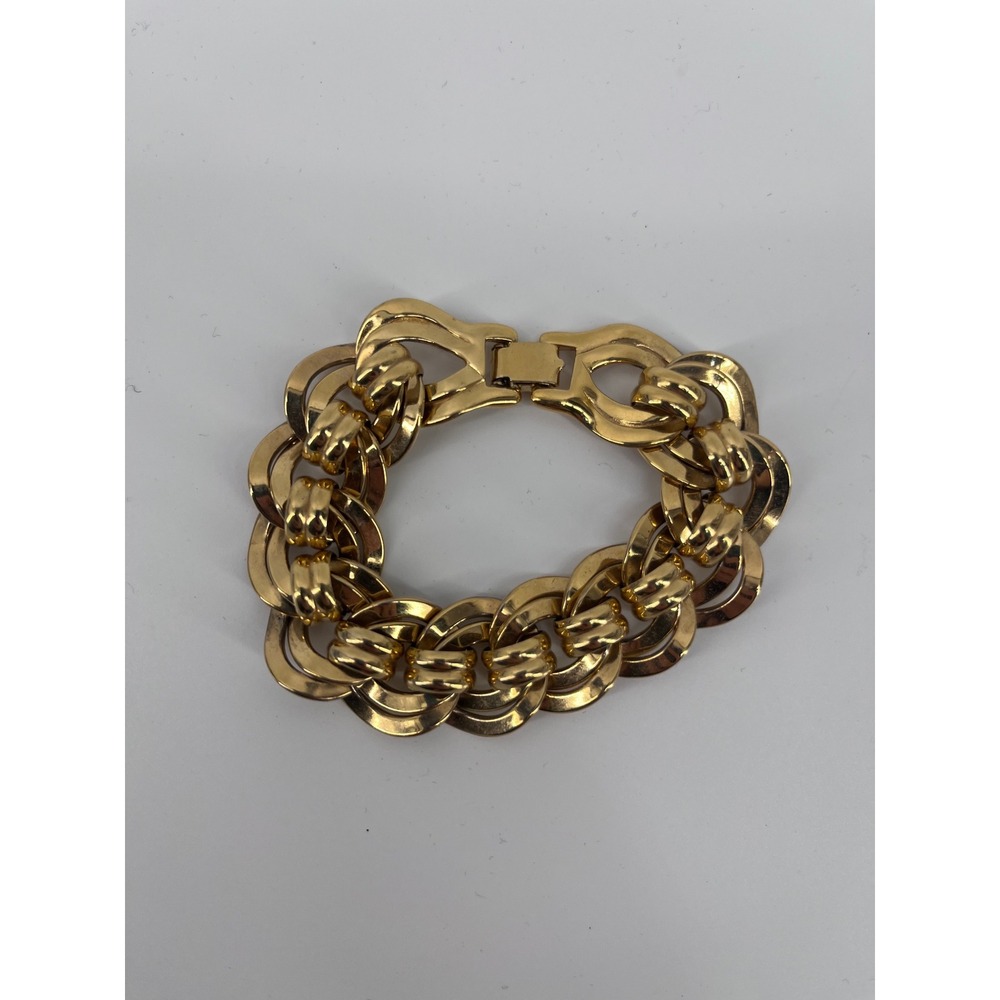 Monet Vintage Gold Tone Chunky Curb Link Bracelet Fold Over Clasp Stamped - Picture 2 of 3